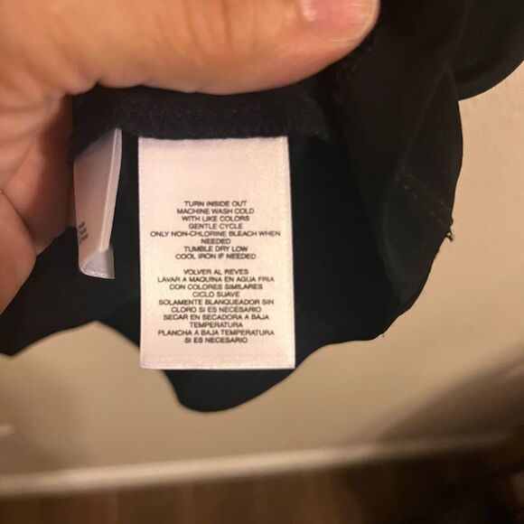 Jones Studio Black Knot Detail Top - Picture 4 of 5